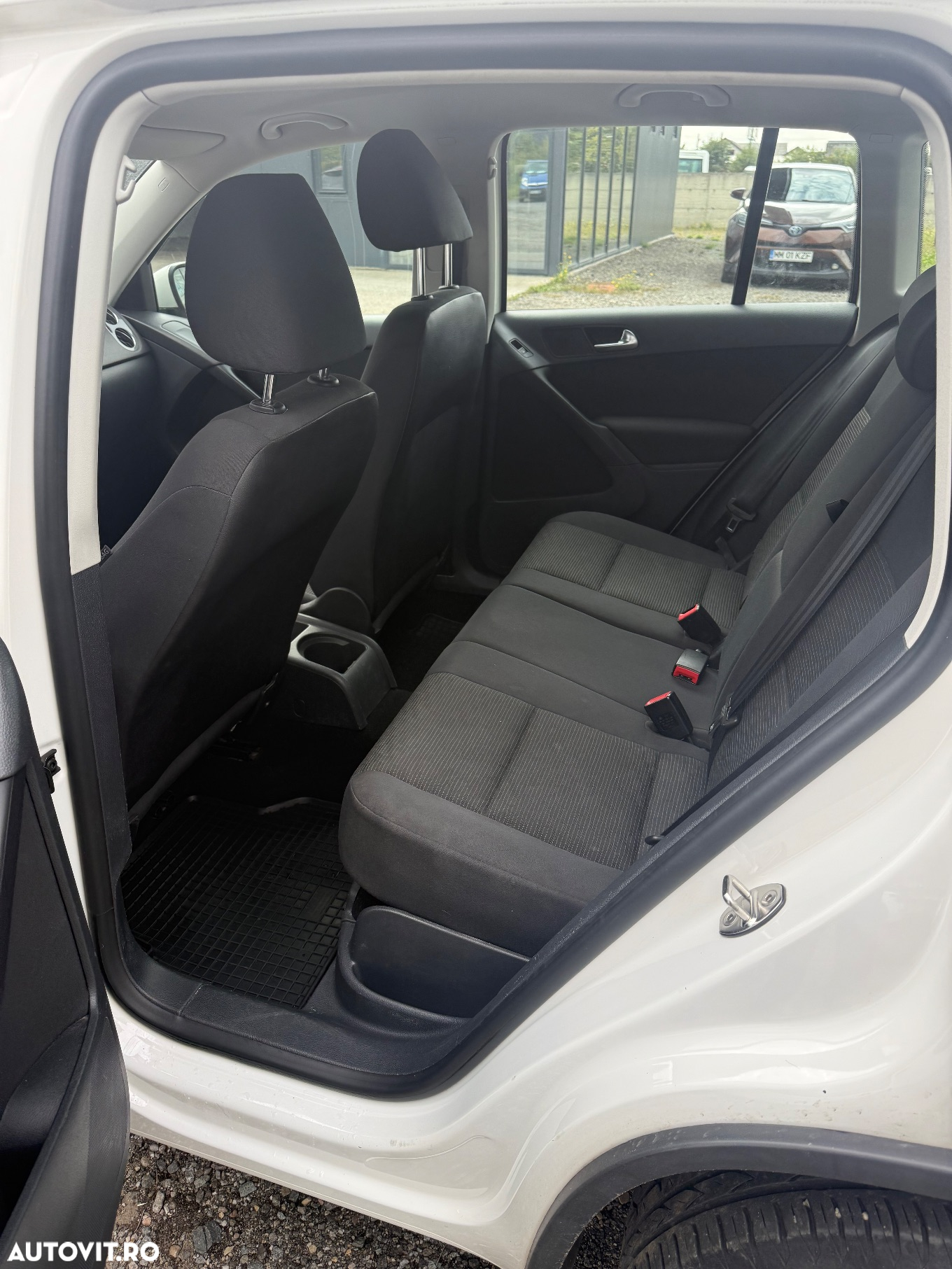Volkswagen Tiguan 1.4 TSI BMT Sport&Style - 9