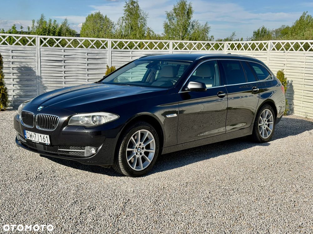 BMW Seria 5 525d - 1