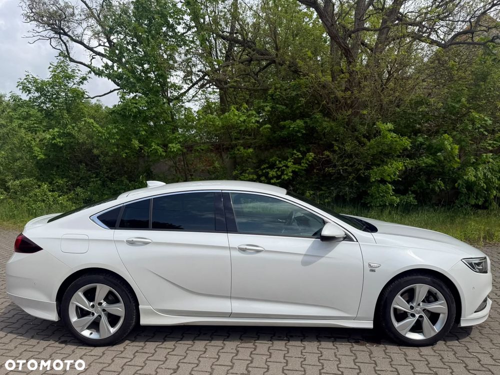 Opel Insignia 2.0 4x4 Dynamic - 4