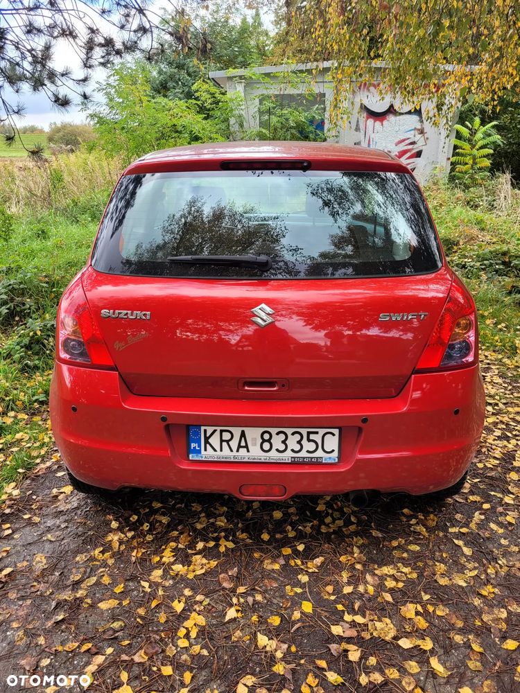 Suzuki Swift - 3