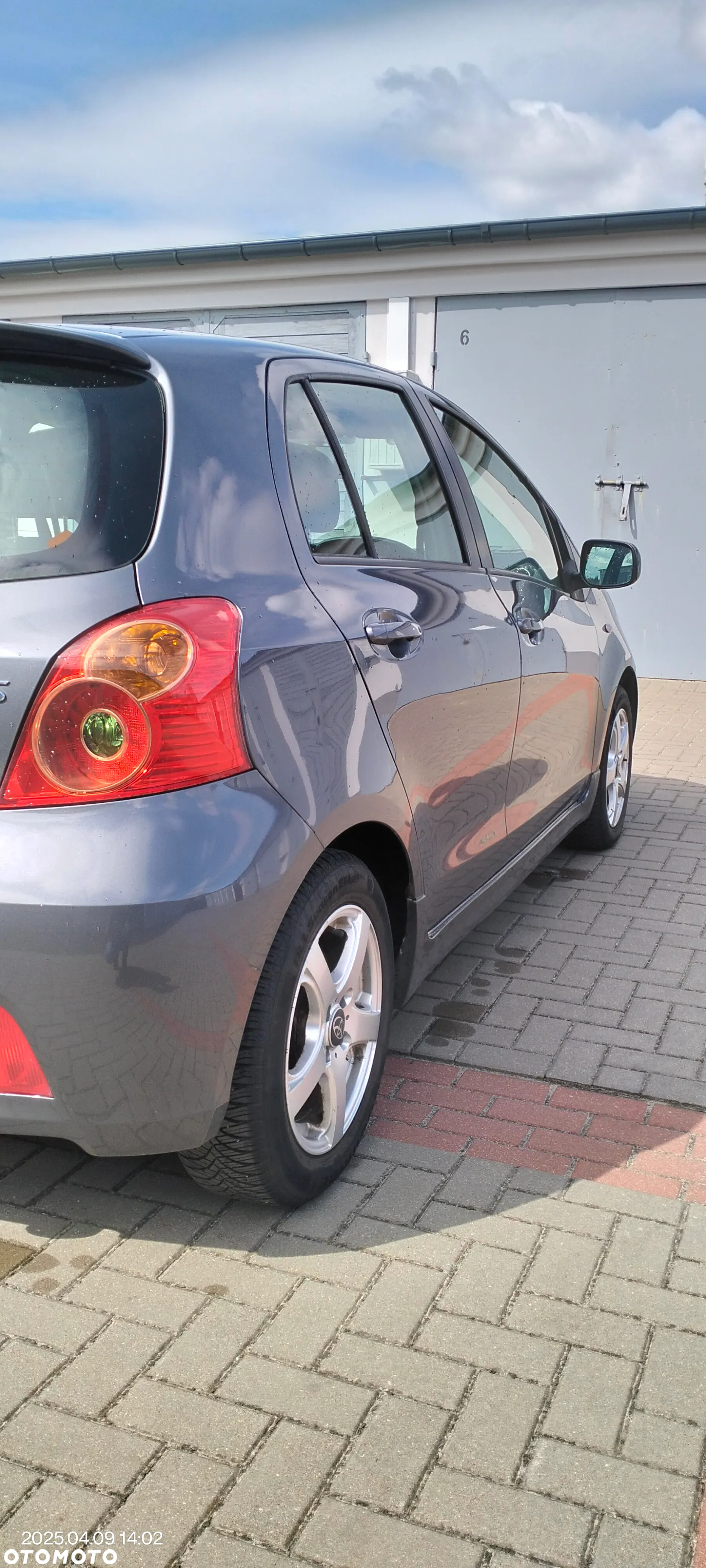 Toyota Yaris 1.8 VVT-i TS - 4