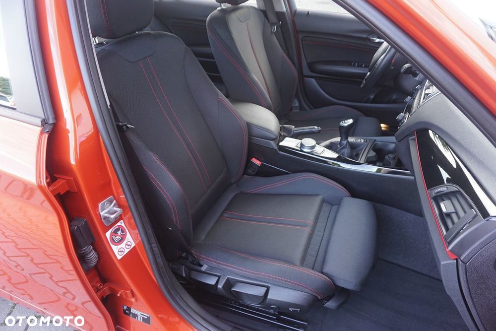 BMW Seria 1 120d Sport Line - 24