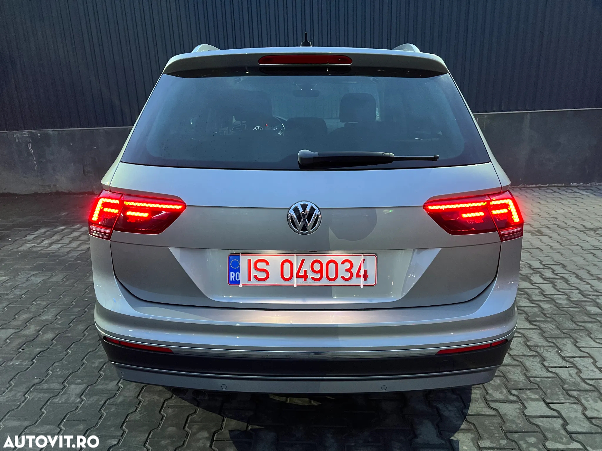 Volkswagen Tiguan 2.0 TDI SCR 4MOTION (BlueMotion Techn.) DSG Highline - 14
