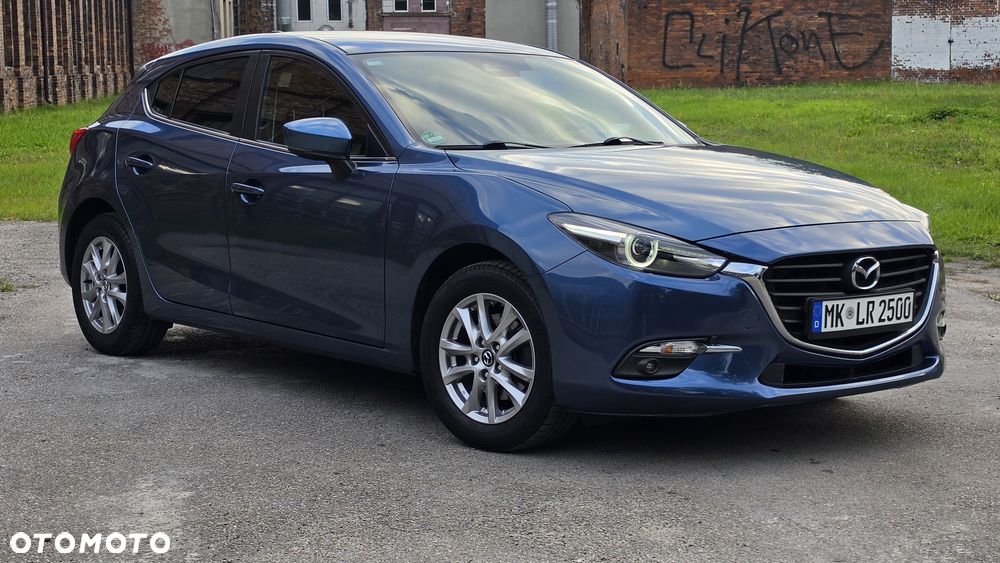 Mazda 3 2017 photo 2