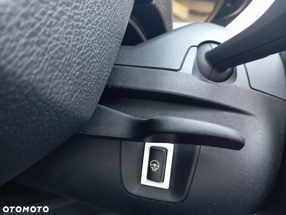 BMW Seria 3 320i Edition M Sport Shadow - 13