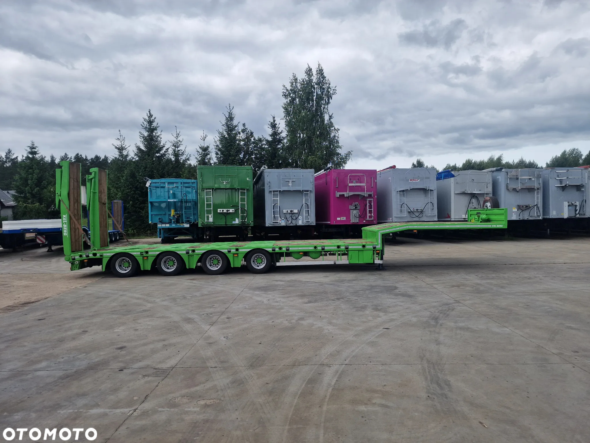 Kel-Berg Niskopodwoziowa 4-osiowa Rozciągana do 19,30 Poszerzana Najazdy Własna Hydraulika Wciągarka 58000 kg - 2