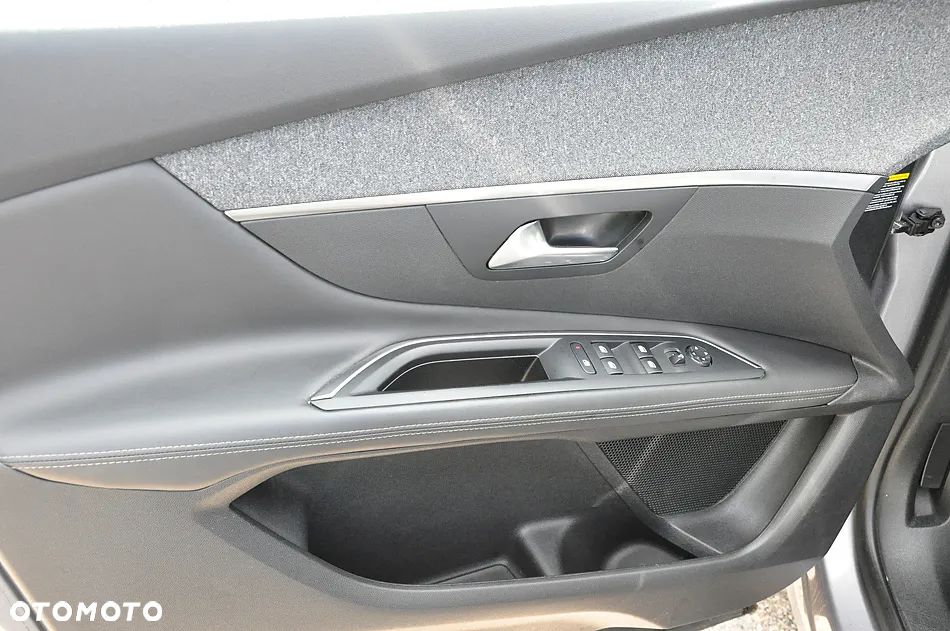 Peugeot 3008 1.6 BlueHDi Allure S&S - 36