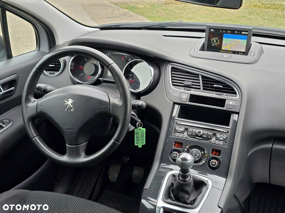 Peugeot 5008 - 5