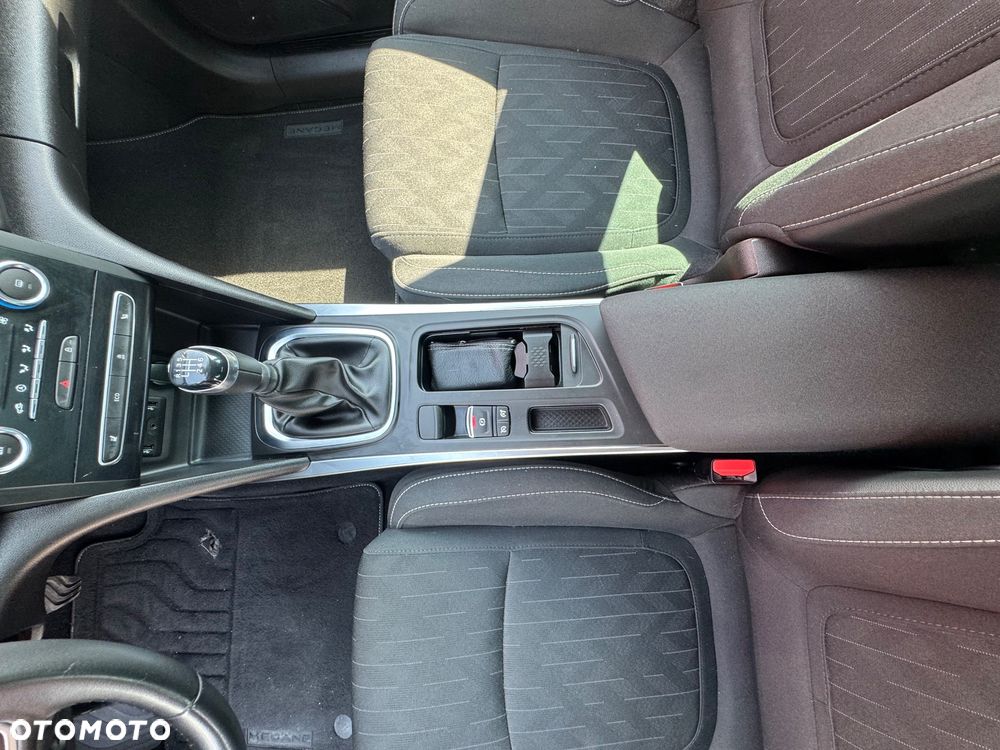 Renault Megane 1.3 TCe FAP Limited - 22