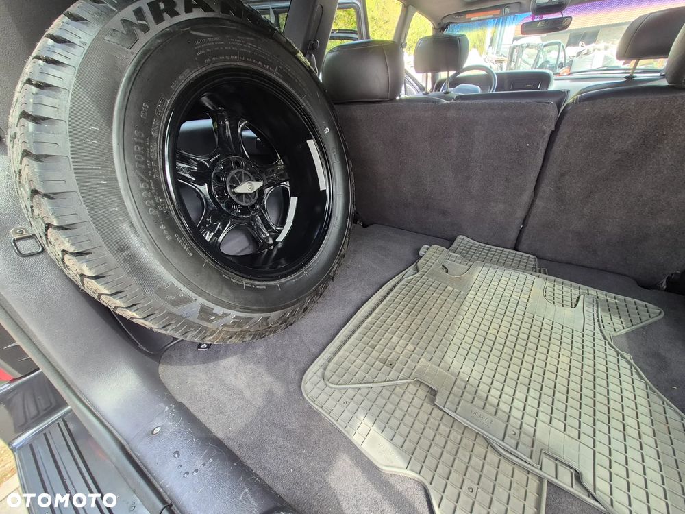 Jeep Grand Cherokee - 13
