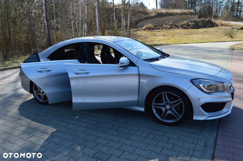 Mercedes-Benz CLA 200 AMG Line - 14