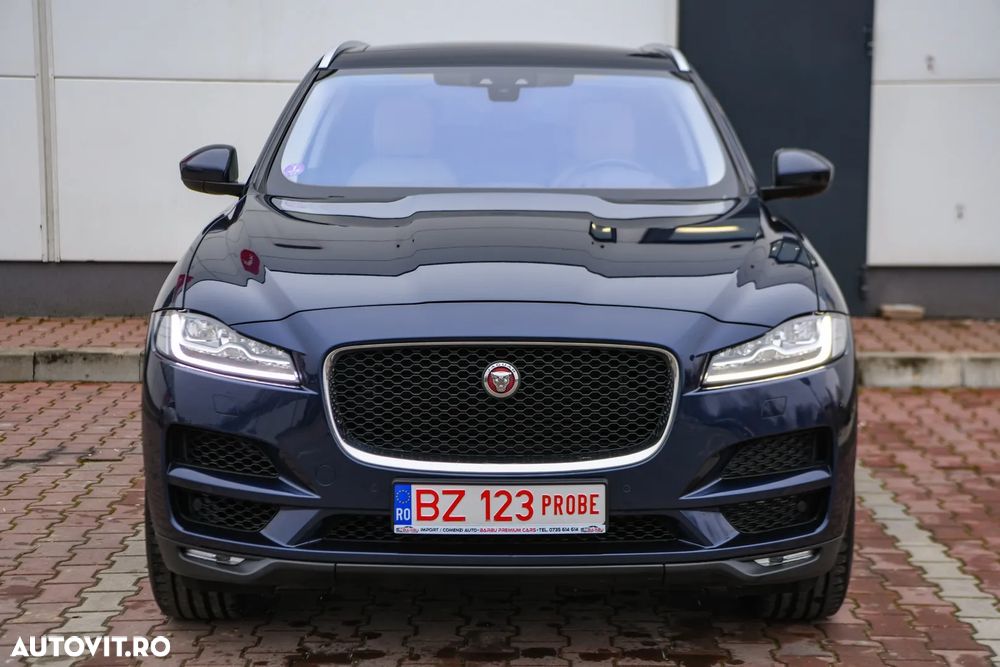 Jaguar F-Pace 25t AWD Portfolio - 23