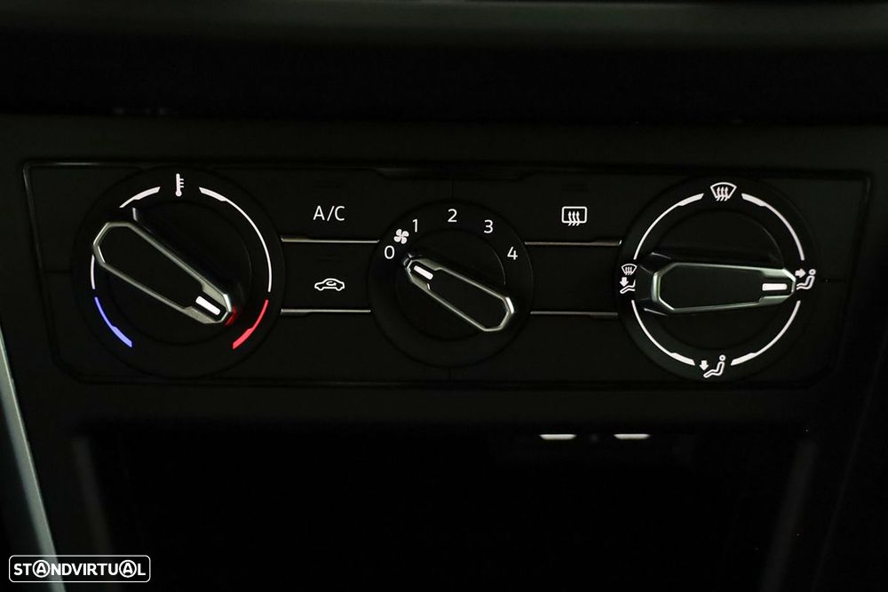 VW Taigo 1.0 TSI Urban - 12