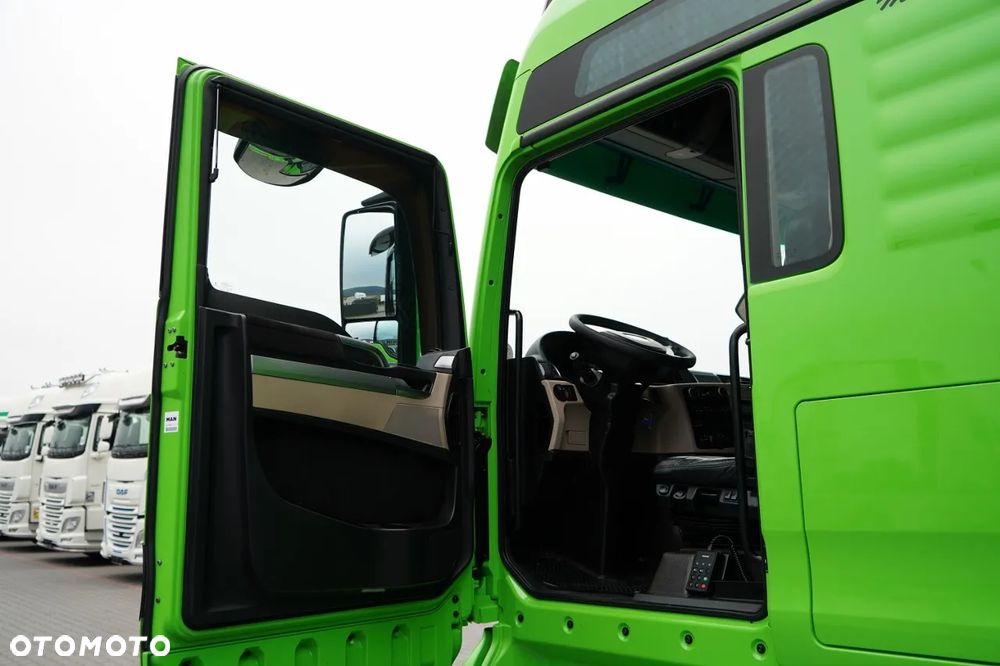 MAN TGX 18.510 / XXL / RETARDER / KLIMA POSTOJOWA /  CAŁY NA PODUSZKACH / OPONY 100% / SKÓRY /  NAVI - 22