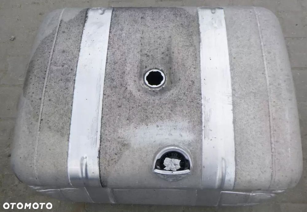Mercedes Actros Zbiornik Paliwa A9604703104 - 1
