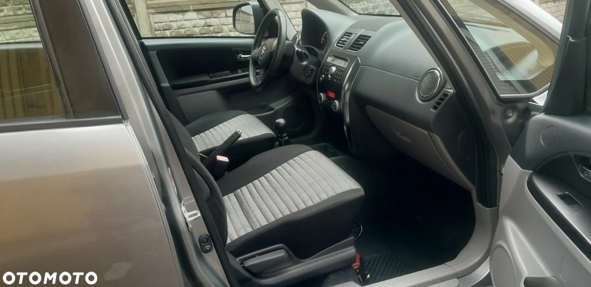 Suzuki SX4 1.6 Comfort Plus 4WD - 18
