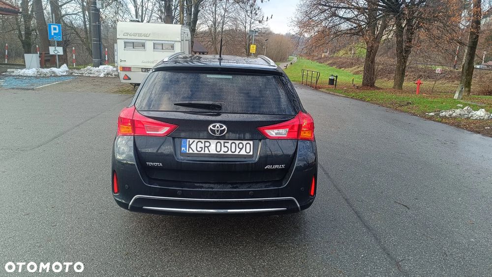 Toyota Auris 2.0 D-4D Premium - 8