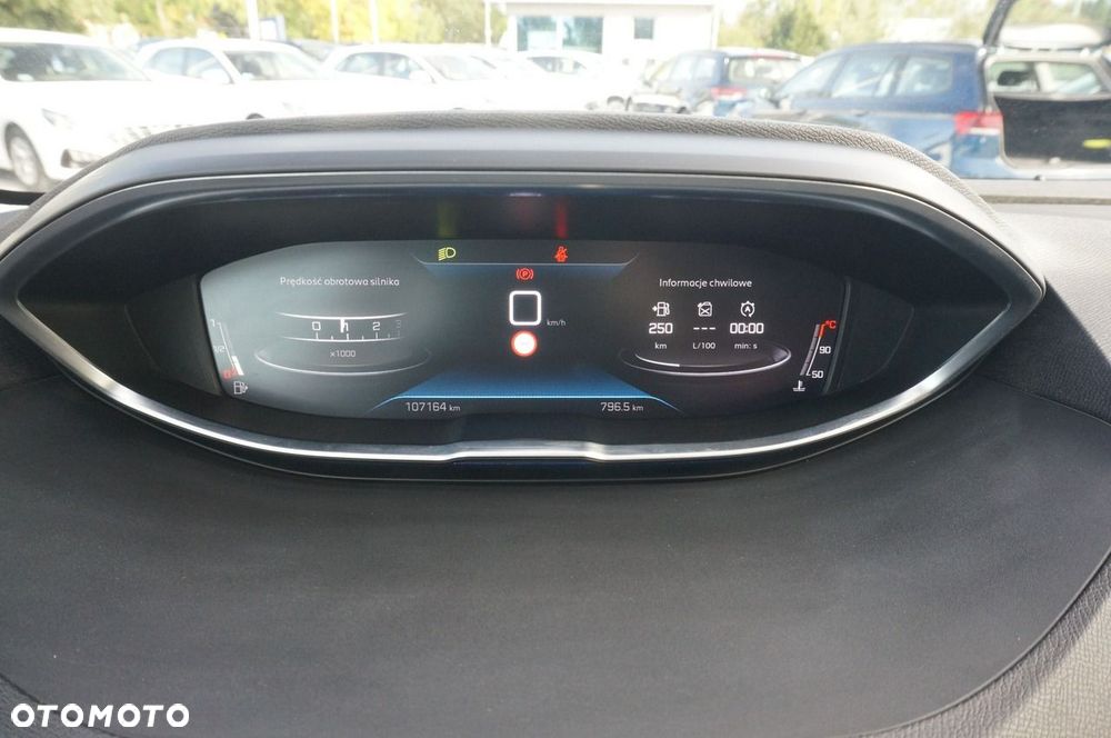 Peugeot 3008 1.2 PureTech Active Pack S&S - 14