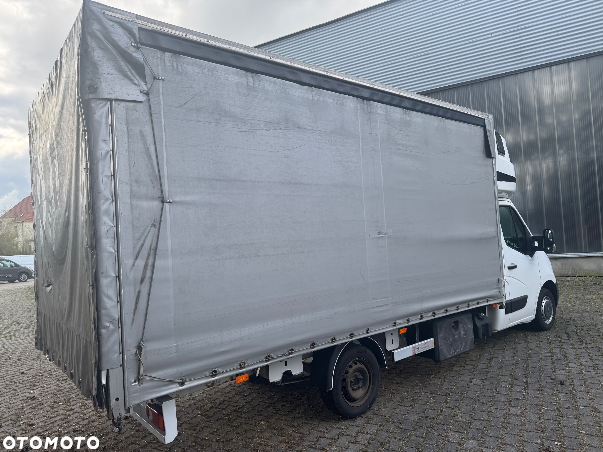 Opel Movano - 10