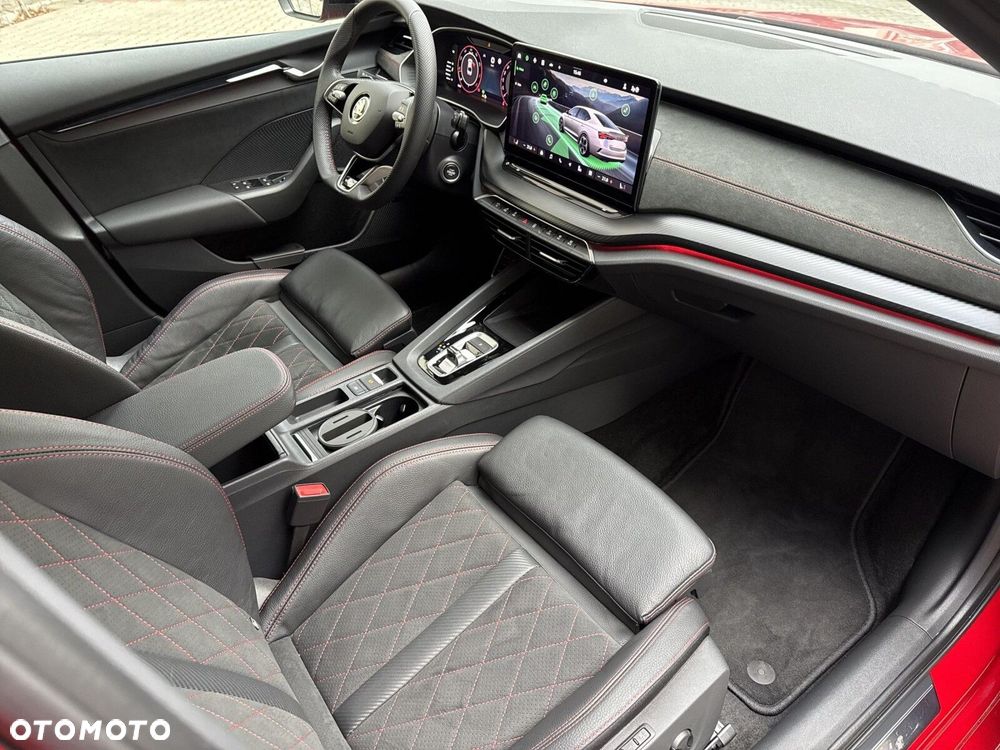 Skoda Octavia 2.0 TSI RS DSG - 19