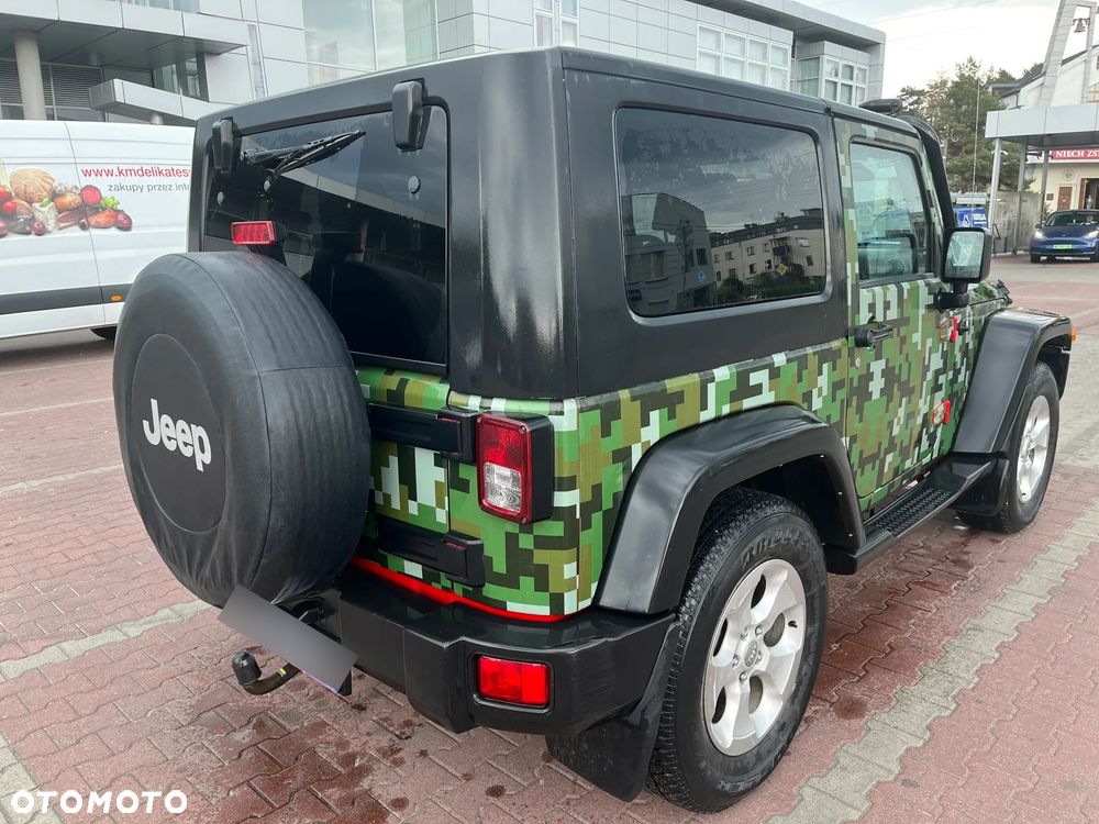 Jeep Wrangler - 4