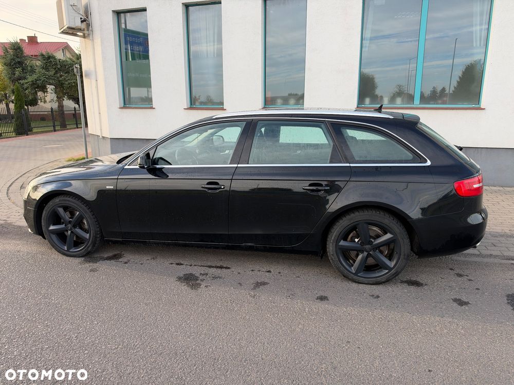Audi A4 Avant 2.0 TDI quattro design - 12