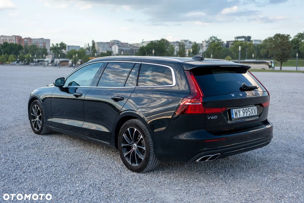 Volvo V60 D3 Momentum - 12