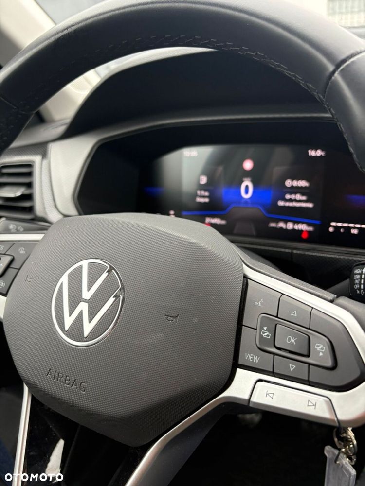 Volkswagen T-Roc - 37