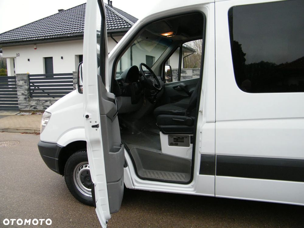 Mercedes-Benz Sprinter - 4
