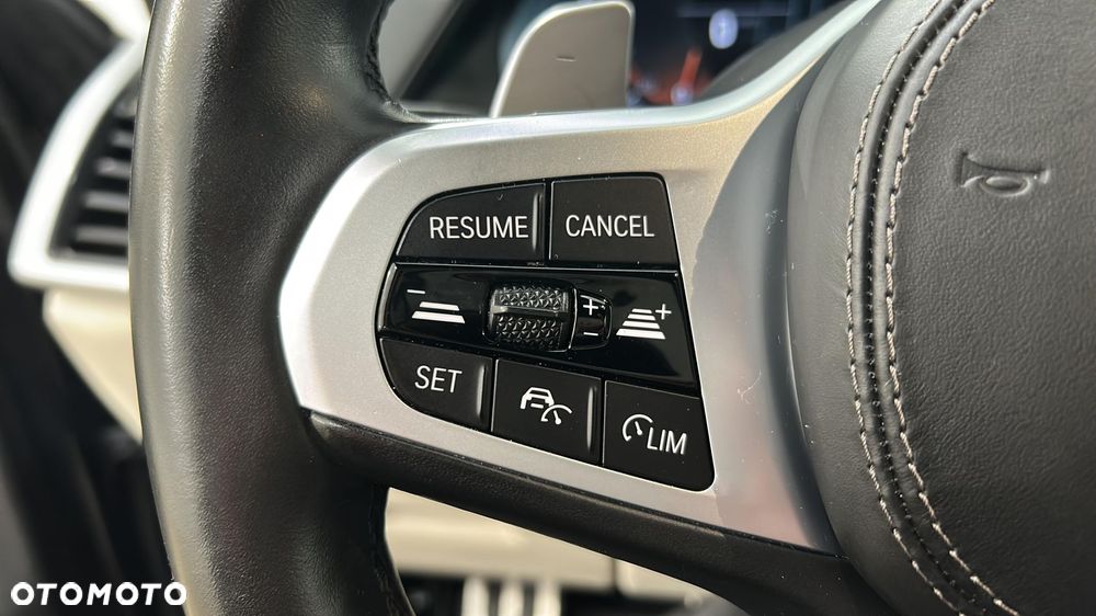 BMW X5 xDrive25d - 24