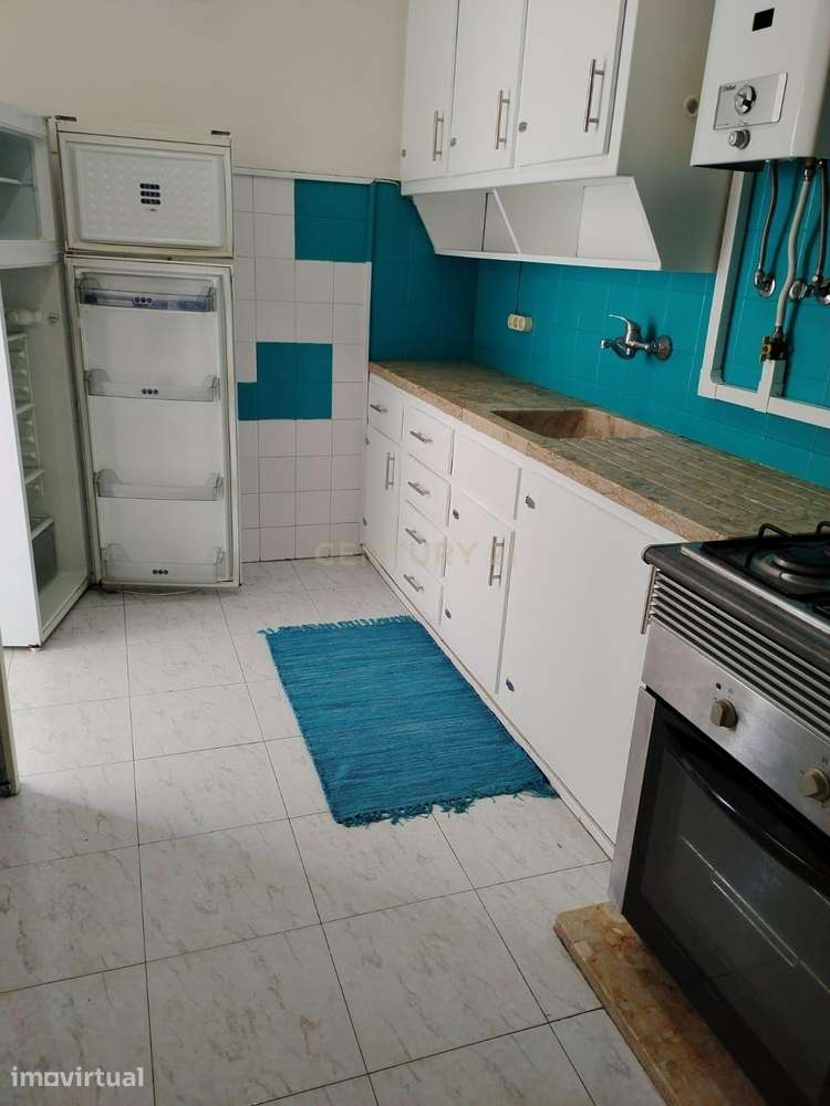 Apartamento T2 em Sacavém, Loures - Excelente Oportunidade! - Grande imagem: 5/6