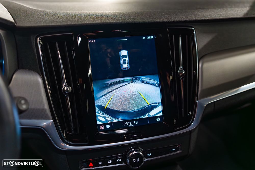 Volvo V90 2.0 T8 PHEV Inscription Expression AWD - 16