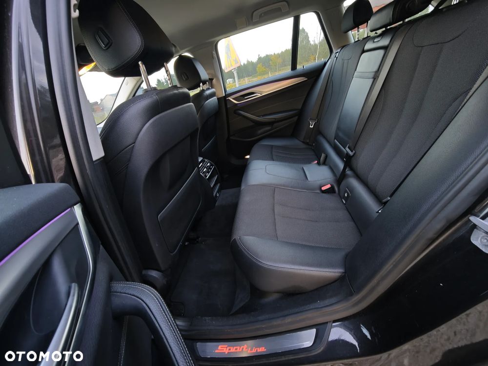 BMW Seria 5 - 35