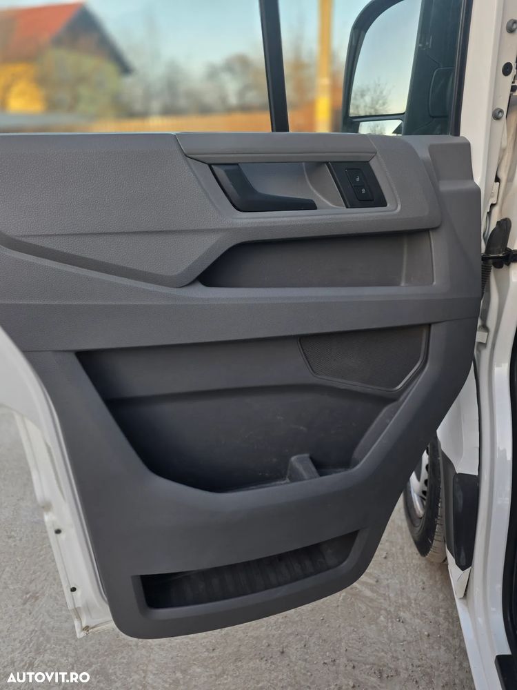 Volkswagen CRAFTER - 19