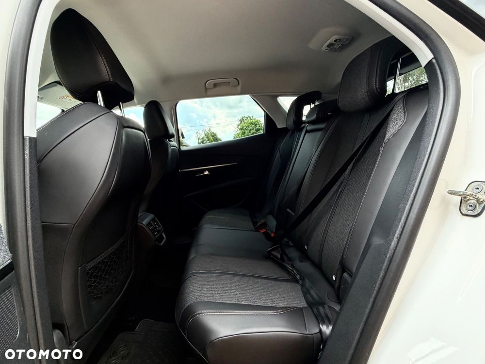 Peugeot 3008 - 17