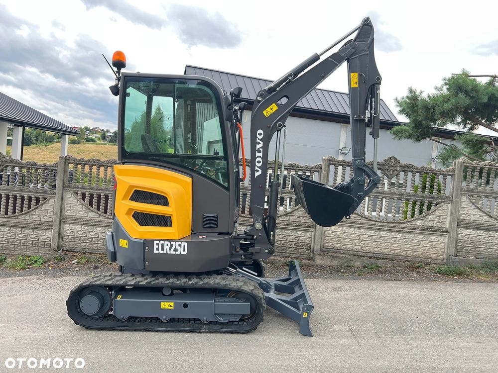 Volvo ECR25D | Minikoparka VOLVO ECR25 | Zerowy Obrys | Mini Koparka 3 Tony |Waga 2,5 Tony | Tylko 2700 MTG | Sprowadzona | Stan IDEALNY | - 8