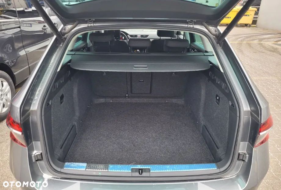 Skoda Superb 2.0 TSI Style DSG - 10