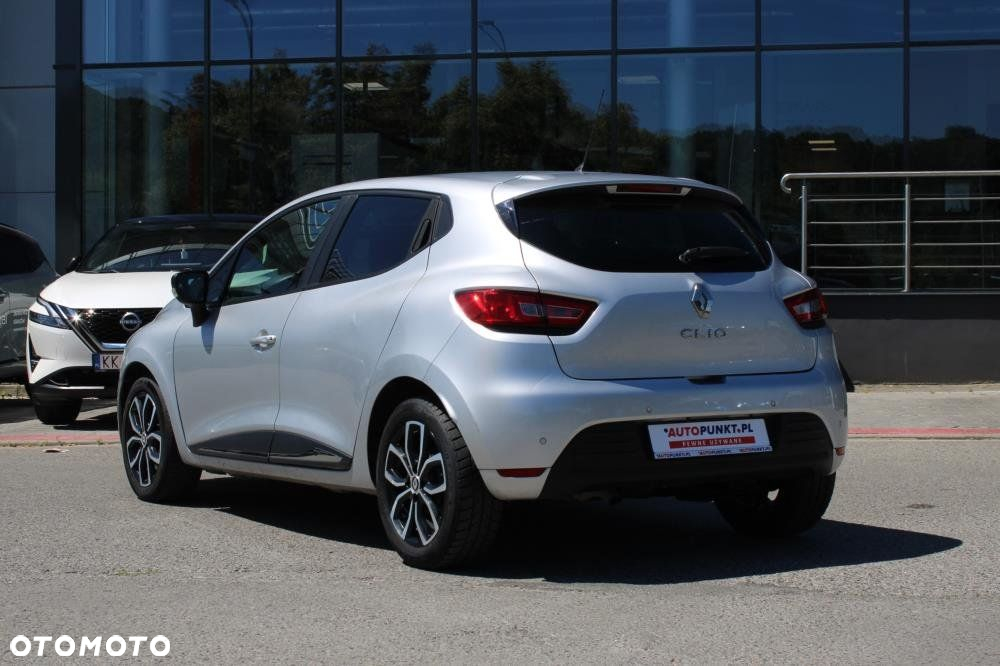 Renault Clio - 7