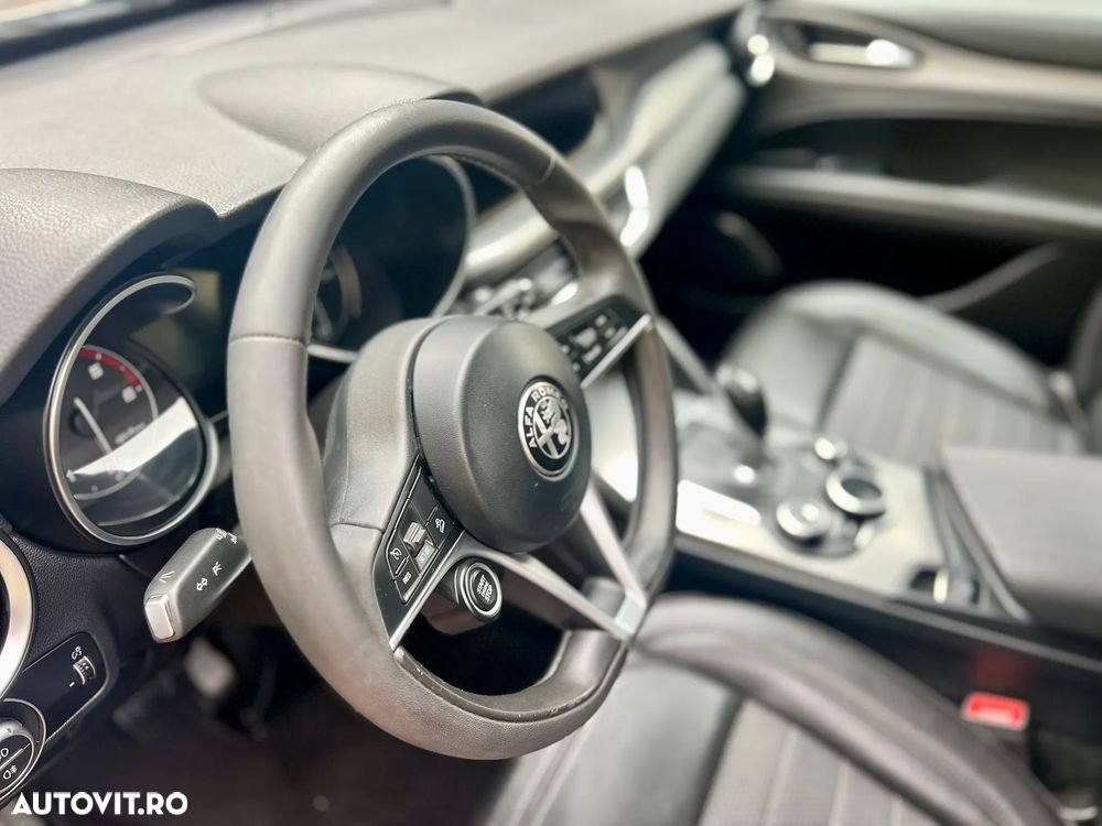 Alfa Romeo Stelvio 2.2 Diesel 16V AT8 Super - 6