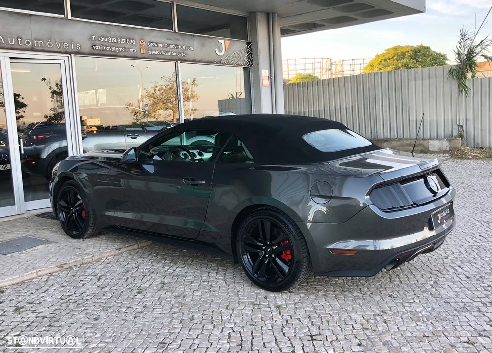 Ford Mustang Cabrio 2.3 Eco Boost - 18