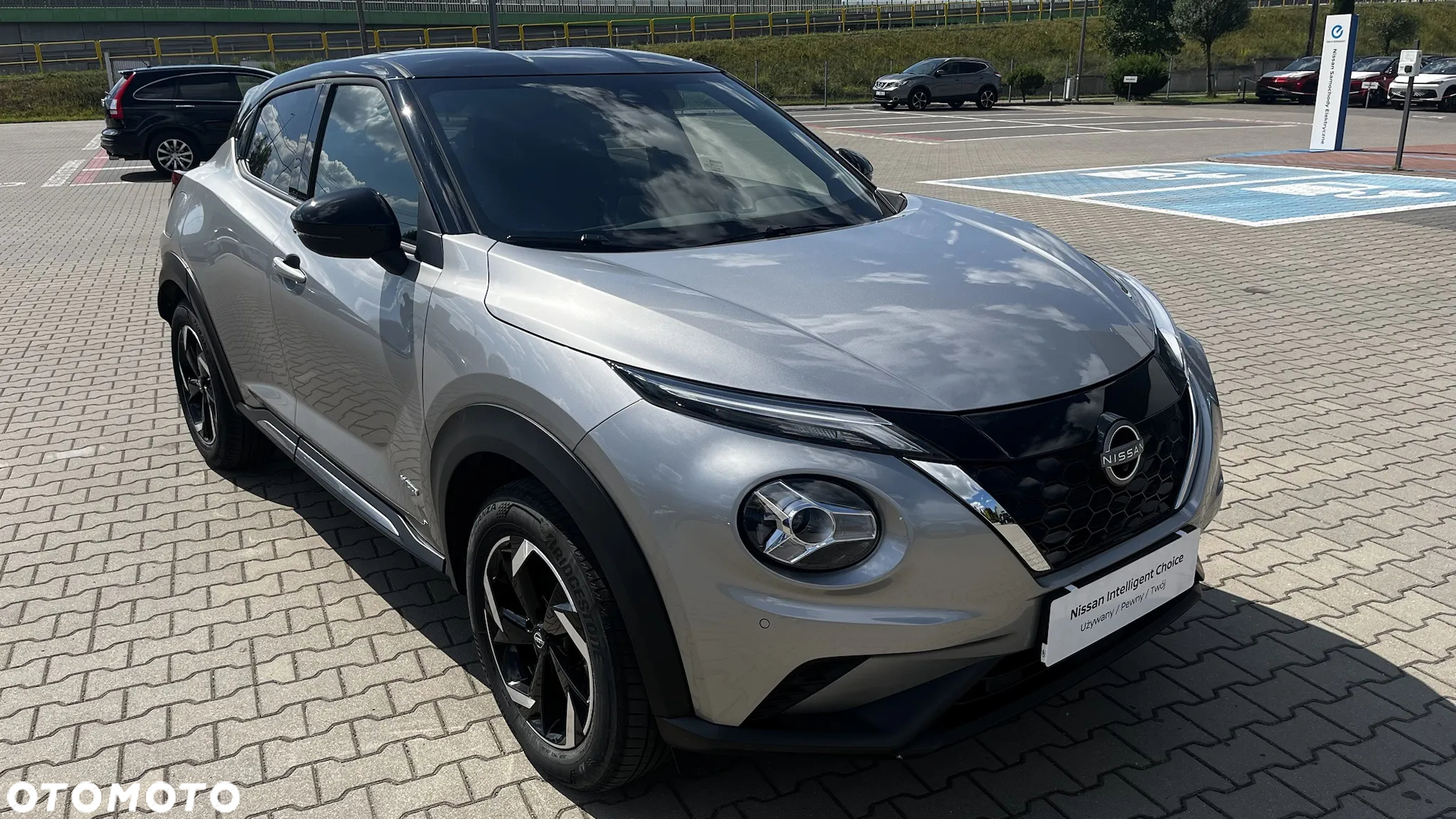 Nissan Juke - 25