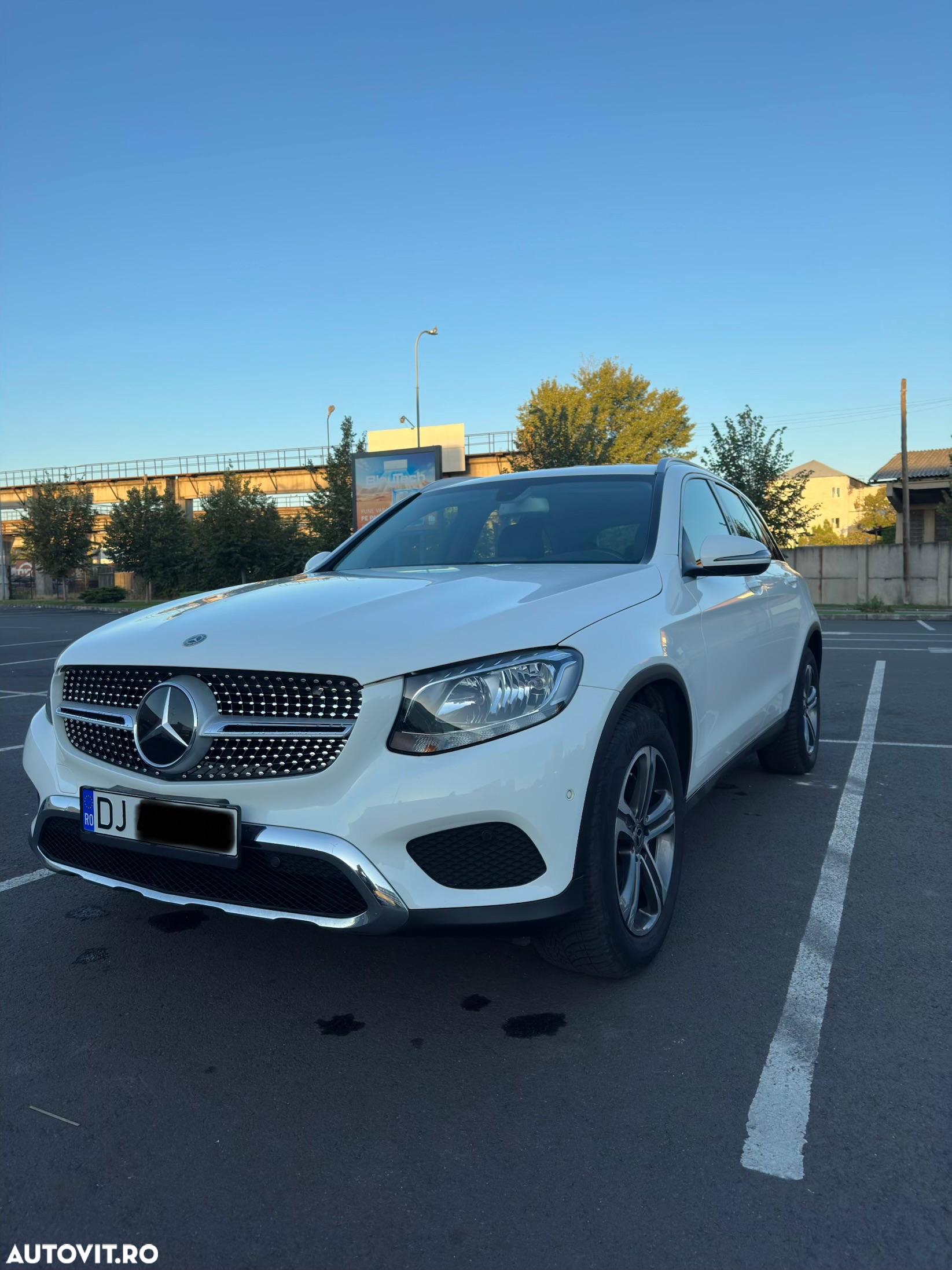 Mercedes-Benz GLC 220 d 4Matic 9G-TRONIC - 2