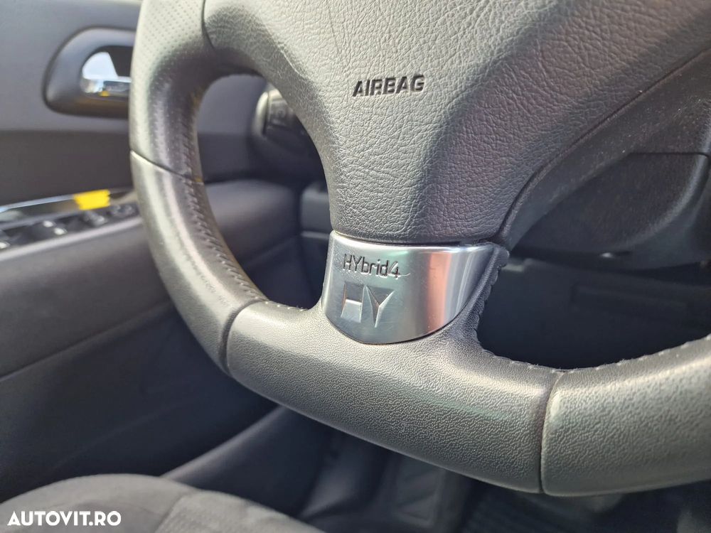 Peugeot 3008 Hybrid4 88g/85g - 36