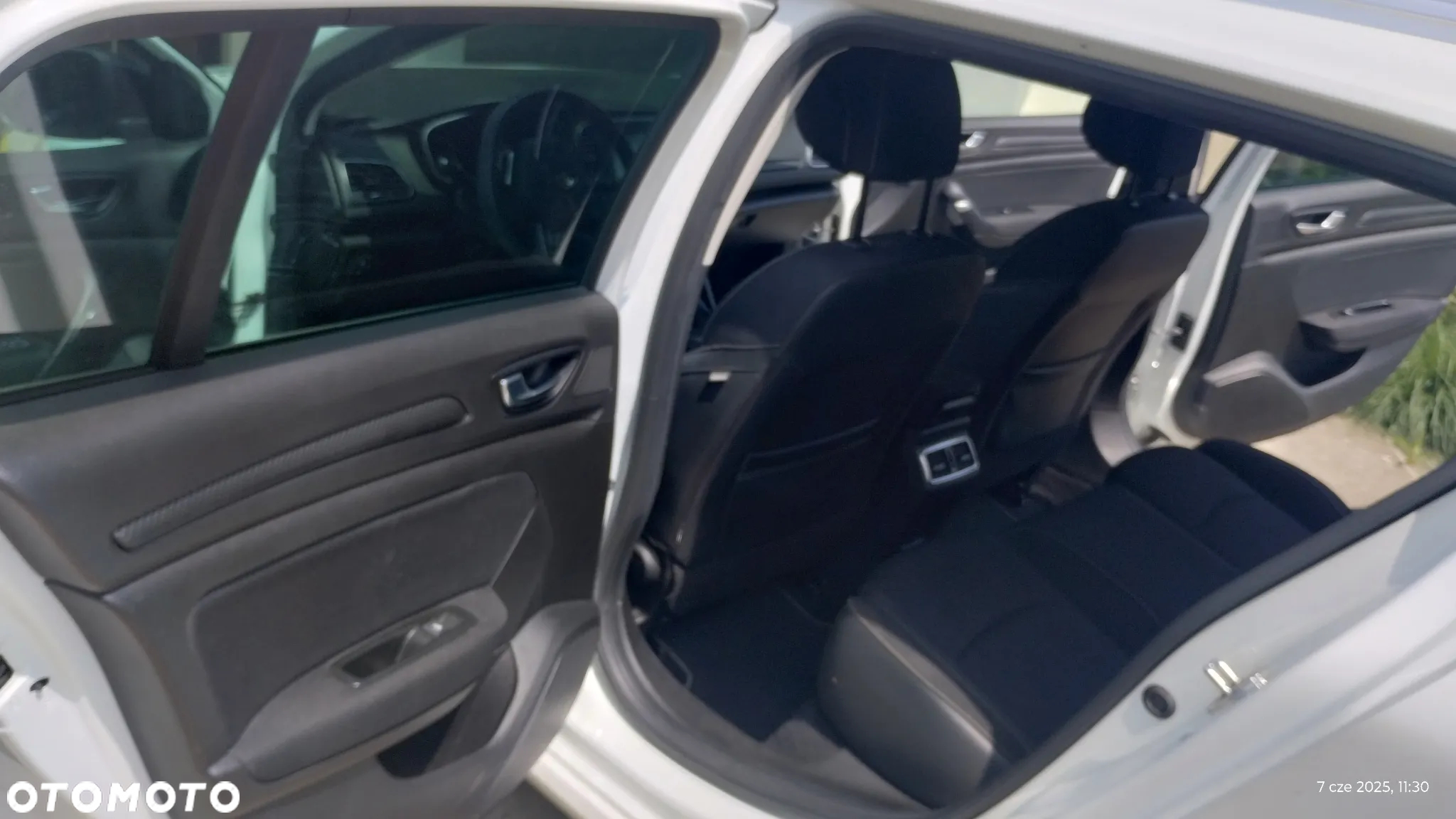 Renault Megane 1.3 TCe FAP Limited - 9