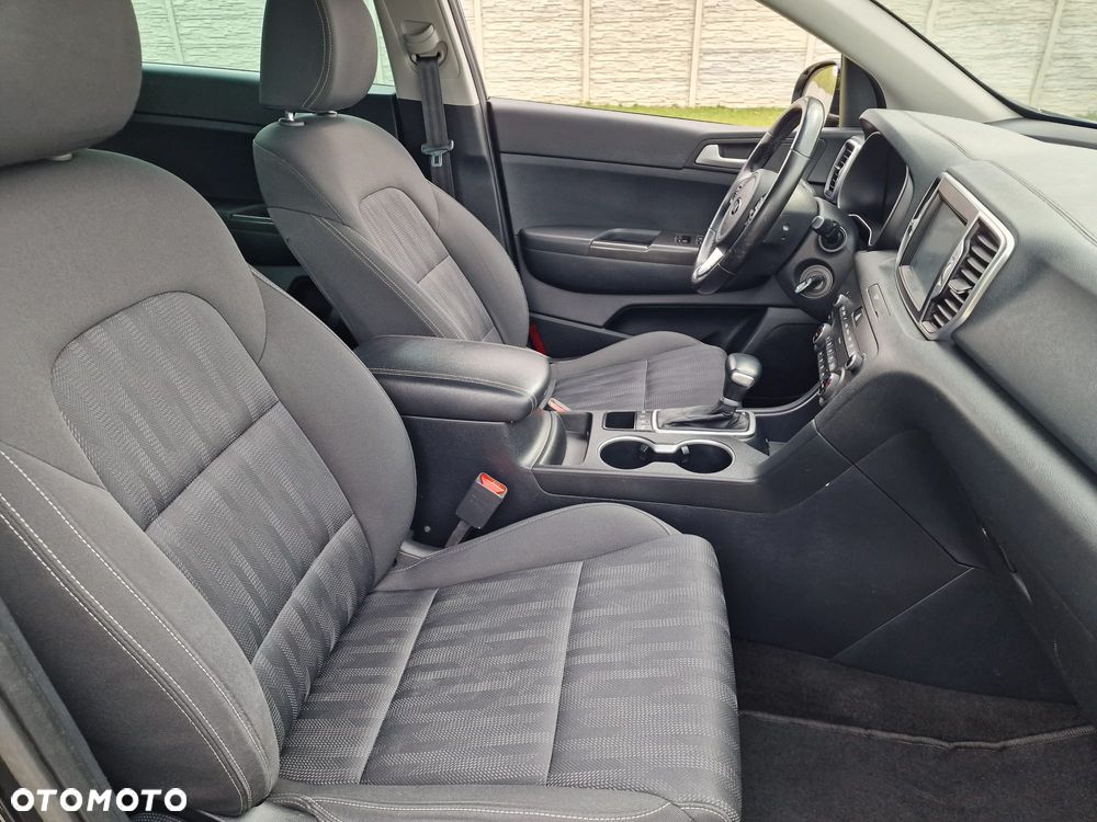 Kia Sportage 1.7 CRDI 2WD ISG Dream-Team Edition - 18