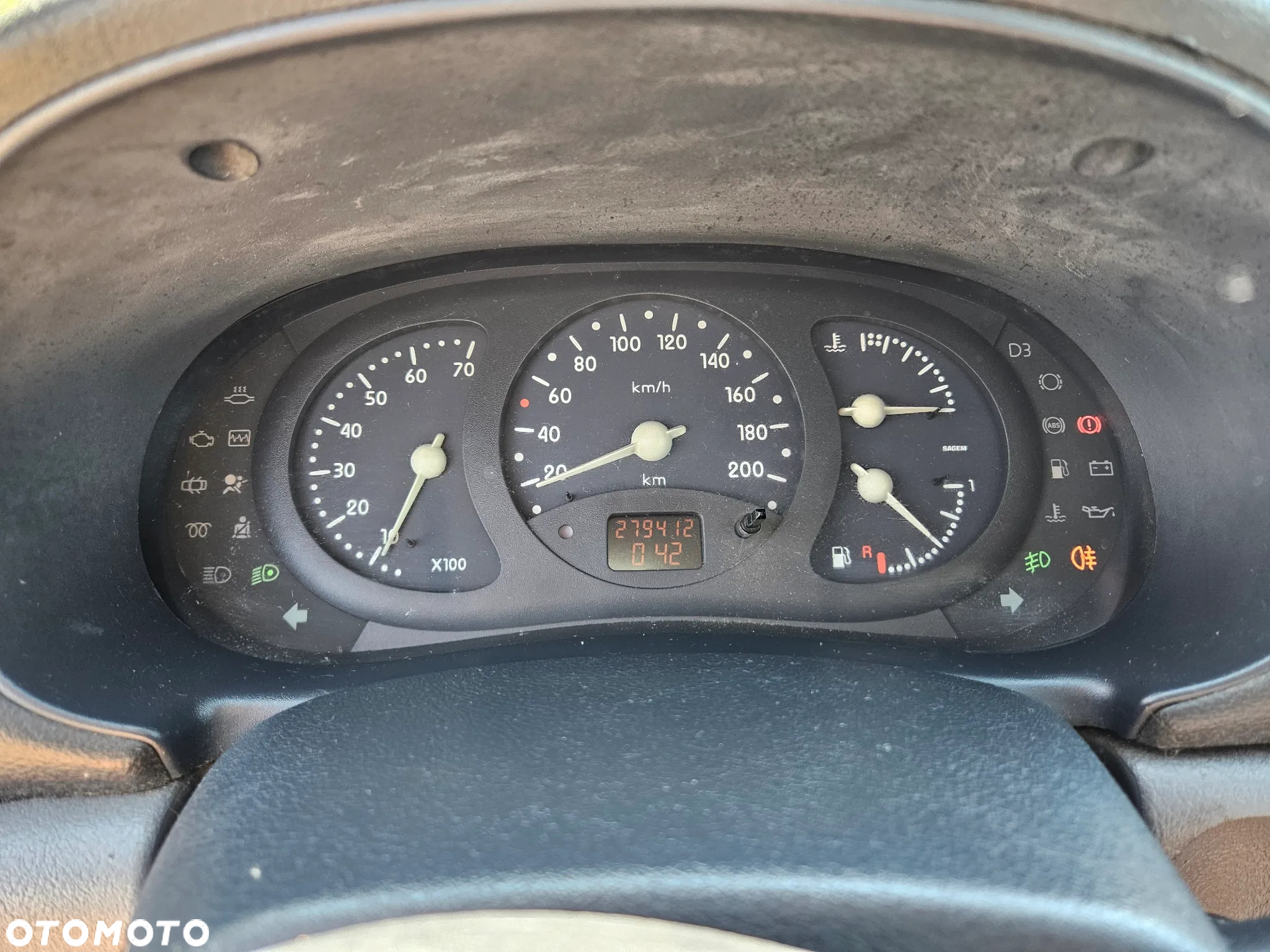 Renault Clio 1.9 D RT - 7