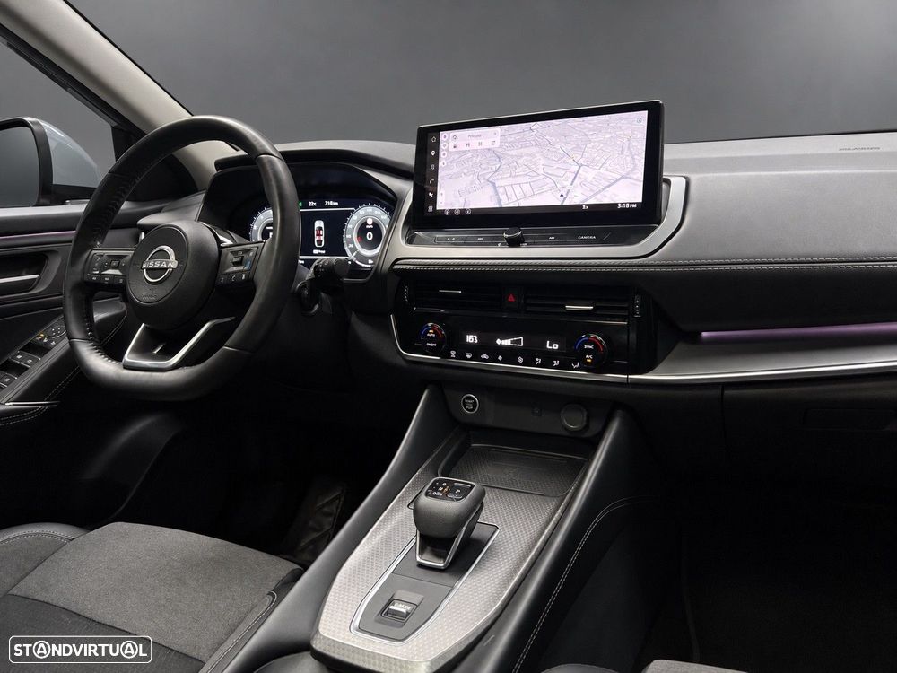Nissan Qashqai 1.3 DIG-T N-Connecta LED Xtronic - 17