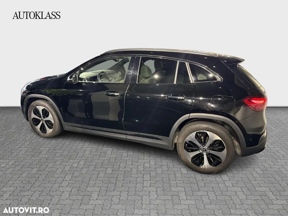 Mercedes-Benz GLA 200 d 4Matic 8G-DCT - 8