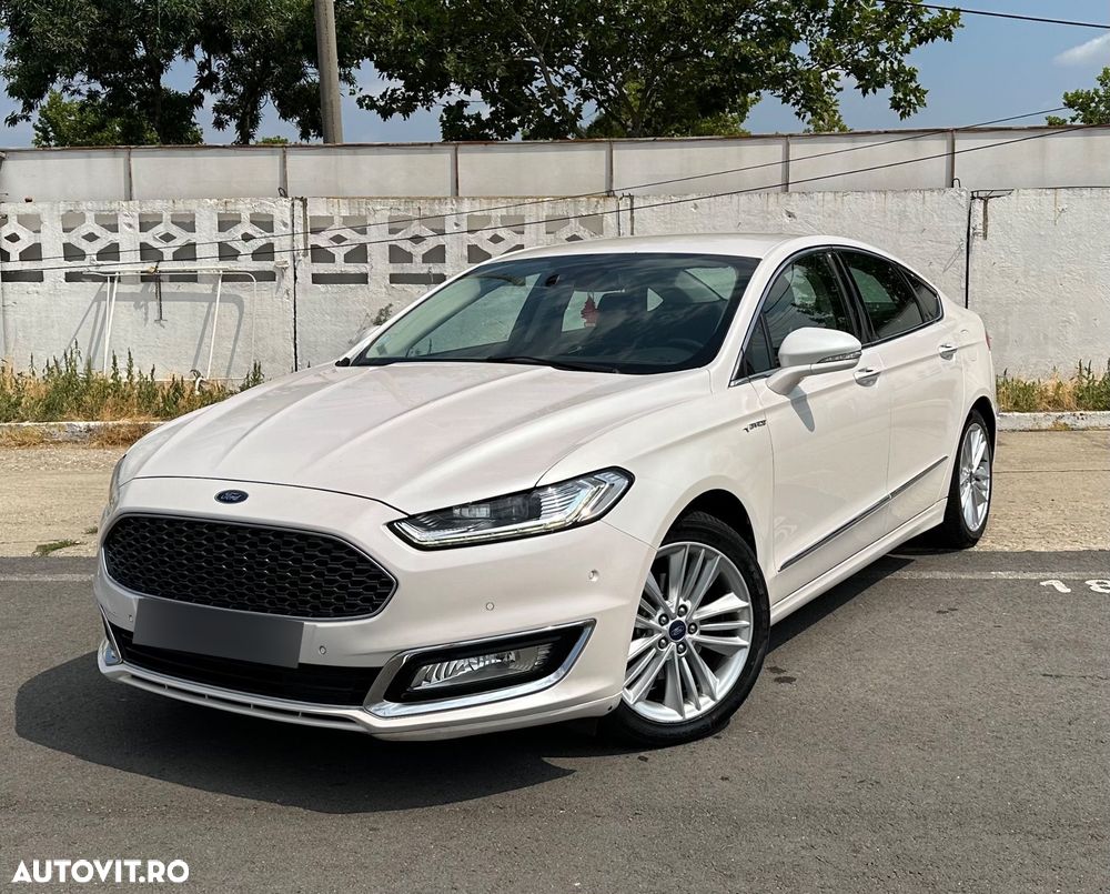Ford Mondeo Vignale 2.0 Hybrid - 2