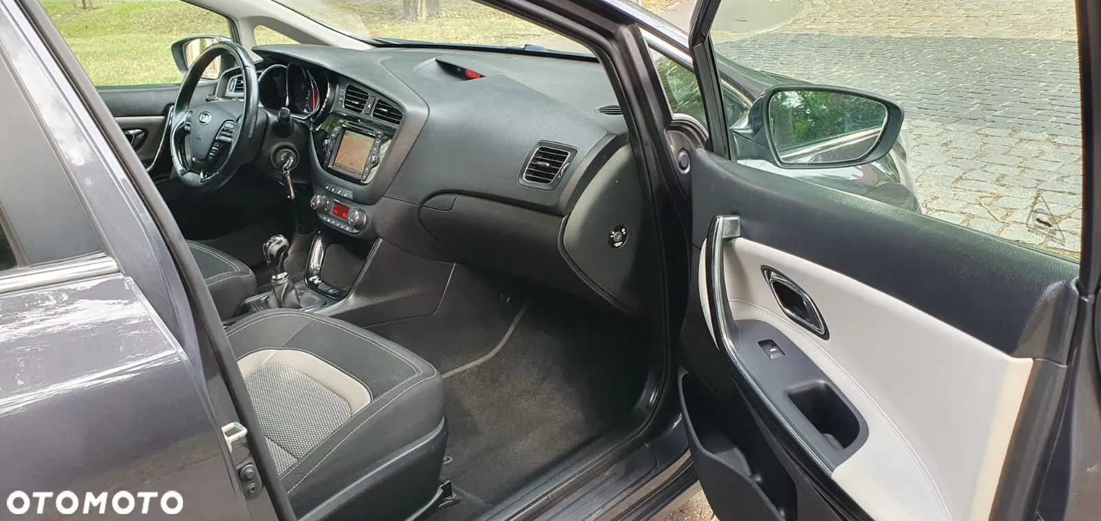 Kia Ceed 1.6 GDI SW ISG Spirit - 19